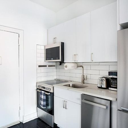 444-5C Newly Renovated Studio Midtown West W&D Apartment New York Exterior foto